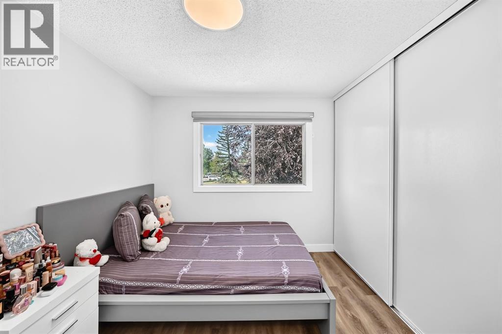 40 Falconridge Close NE - 14