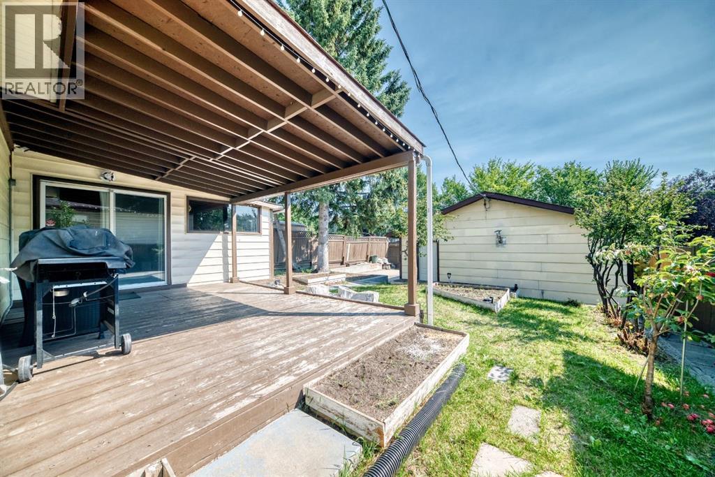 40 Falconridge Close NE - 27