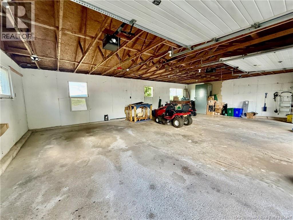 376 Kennebecasis River Road - Image 35