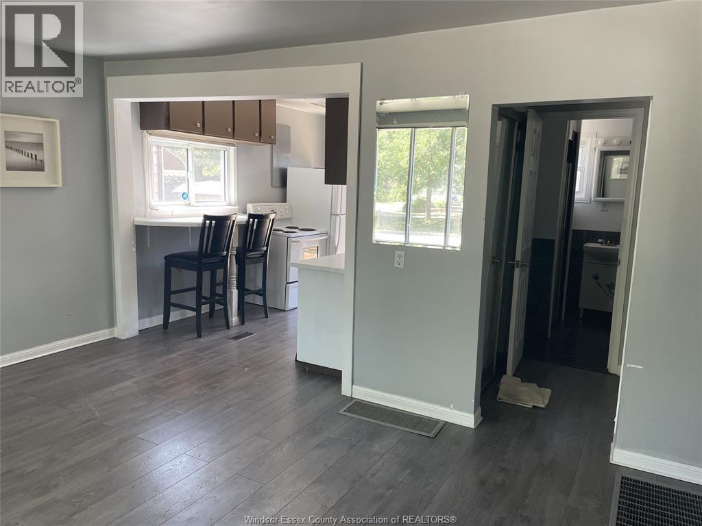 1423 AUBIN Road, Windsor, Ontario, N8Y4E8, Windsor, Ontario — photo 4 of 5