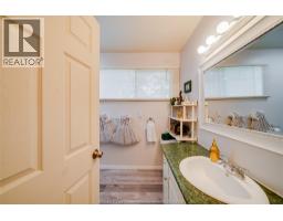 21 Victoria Street, Dealtown, ON N0P1A0 Photo 24