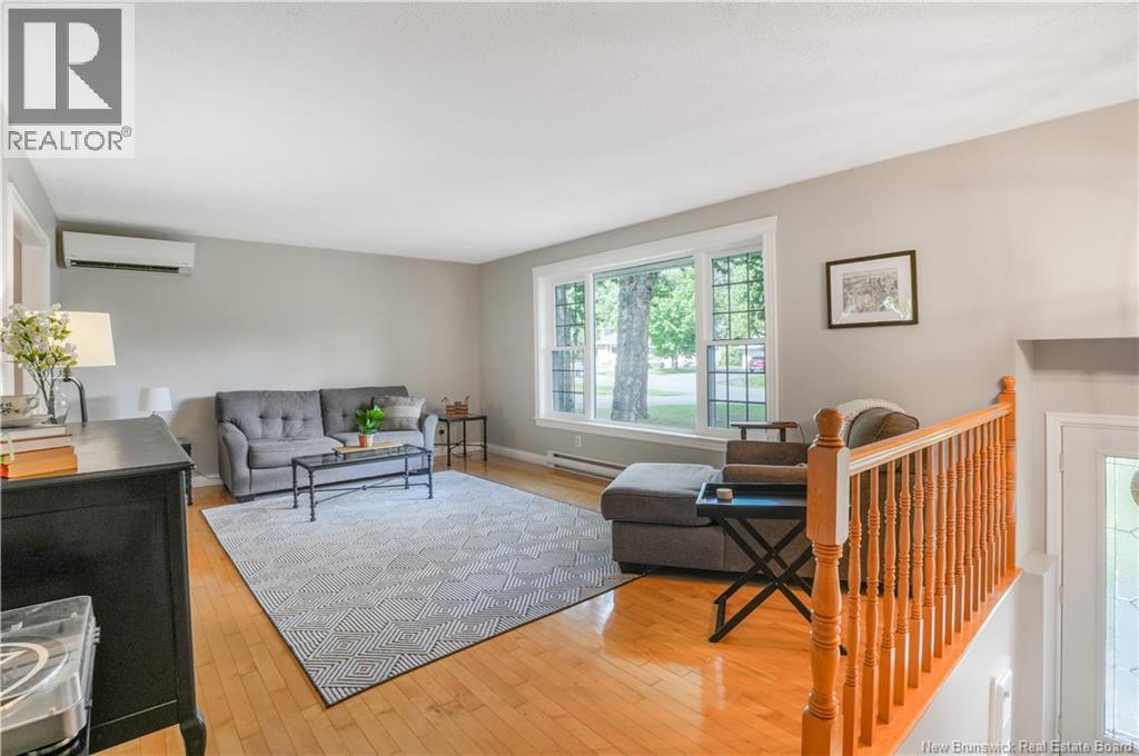 200 Springwater Lane - Image 5