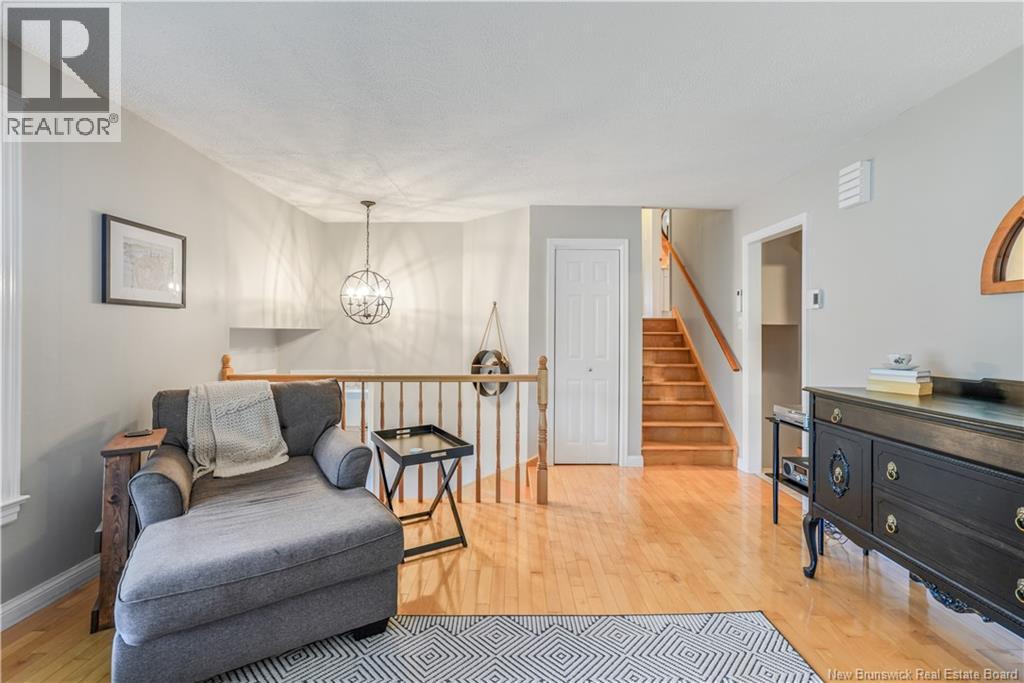 200 Springwater Lane - Image 6