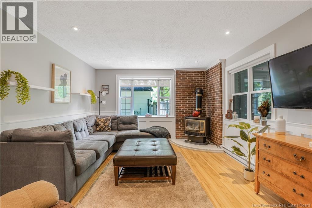 200 Springwater Lane - 28