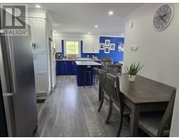 6 Barn Hill Road thumbnail 9