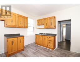 24 Barnes Road thumbnail 4