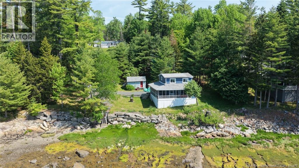12 Bayview Drive - 1