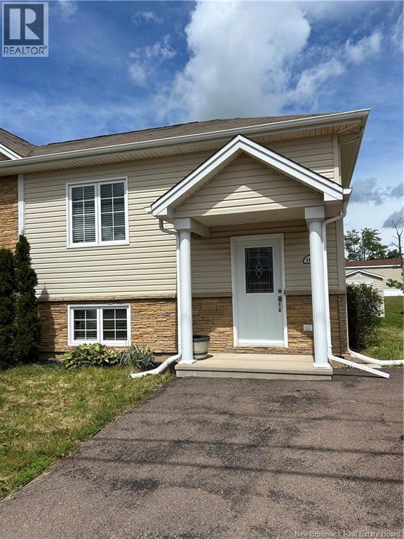106 Lakeburn Avenue - 1