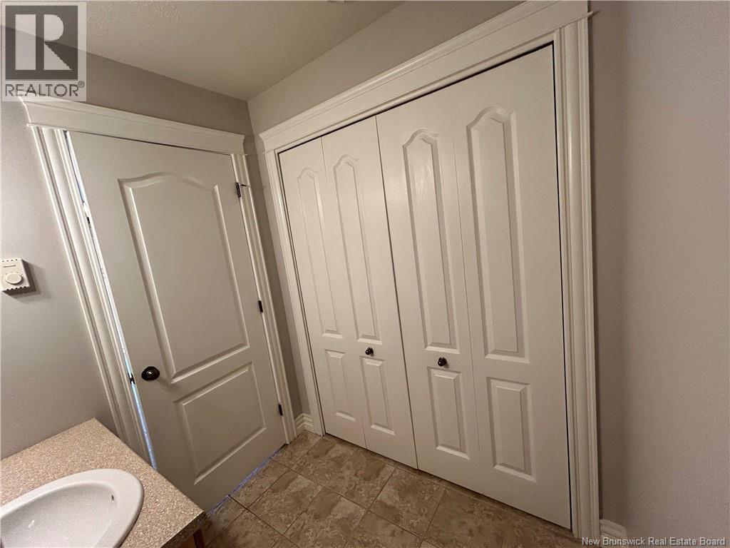 106 Lakeburn Avenue - 31