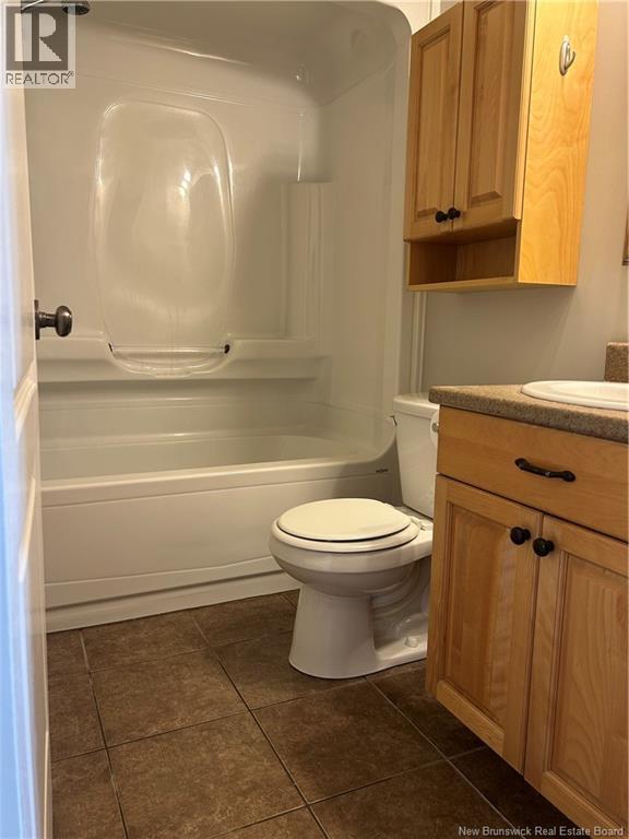 106 Lakeburn Avenue - 44