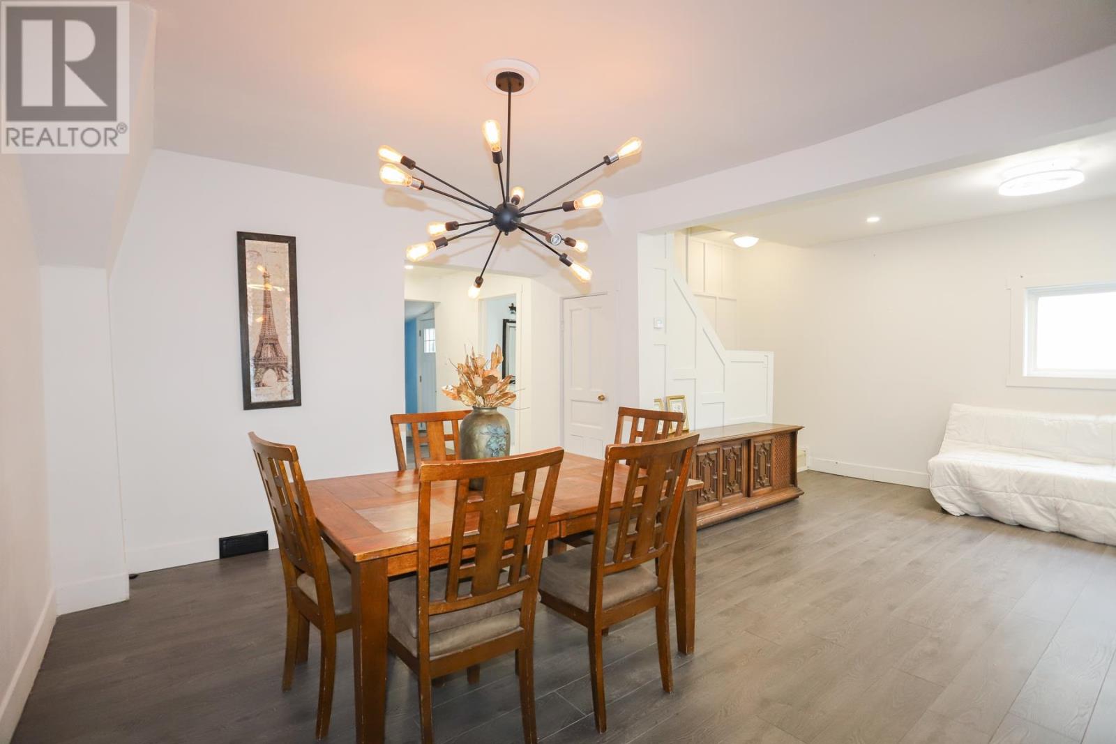 404 John ST - 13