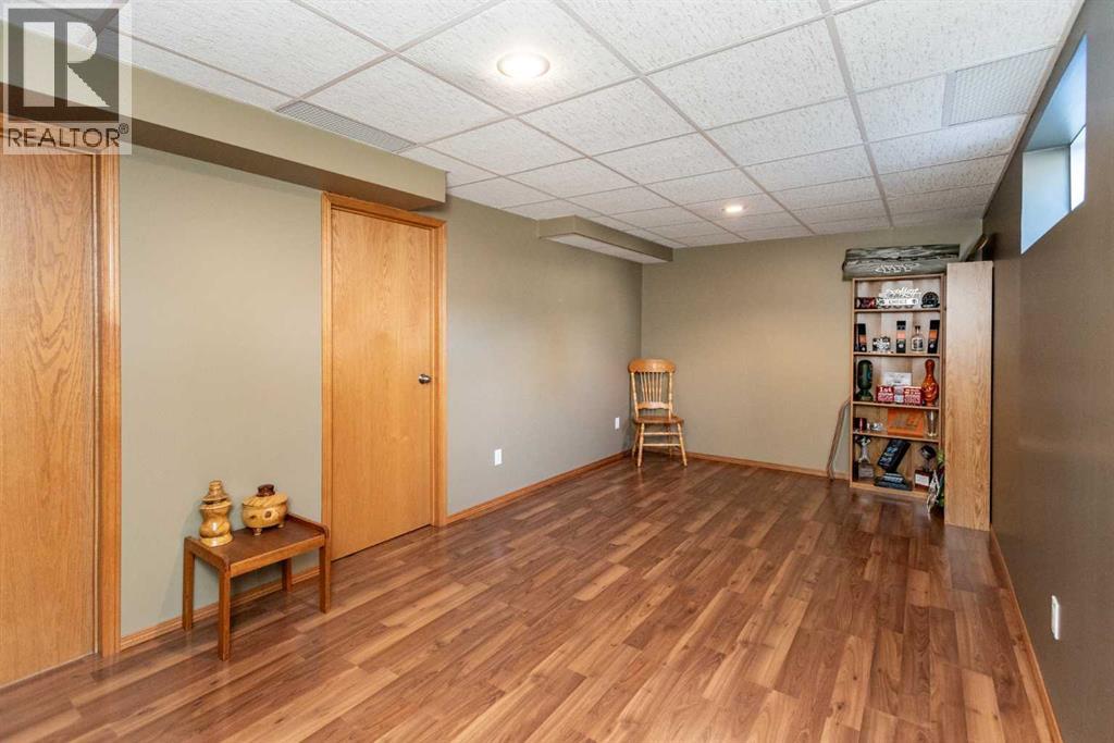 4344 60A Avenue Crescent - 29