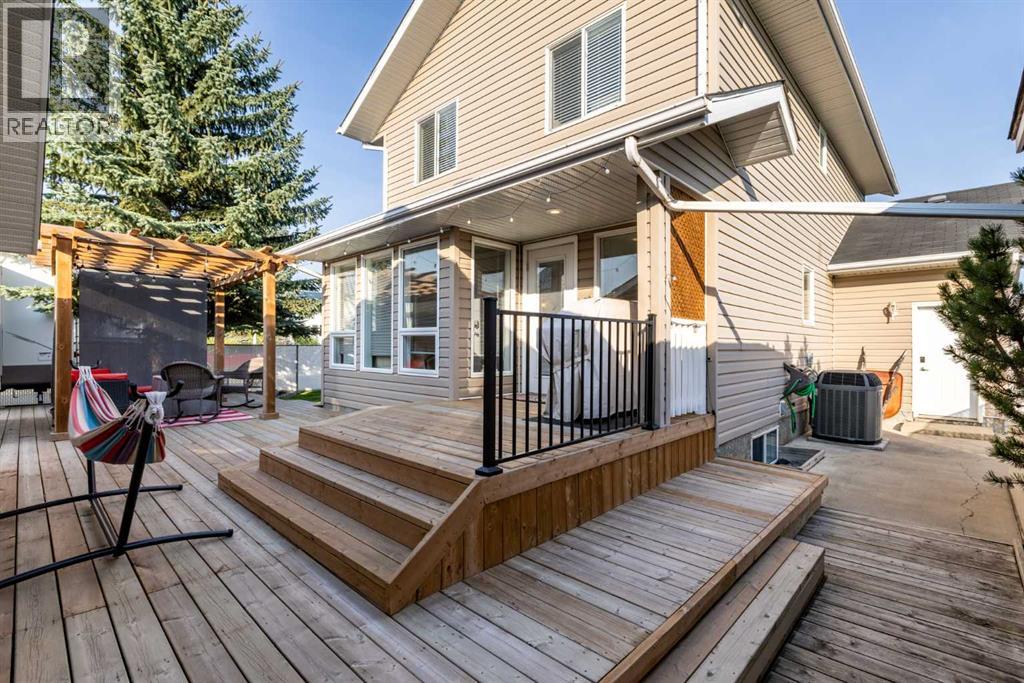 4344 60A Avenue Crescent - 34