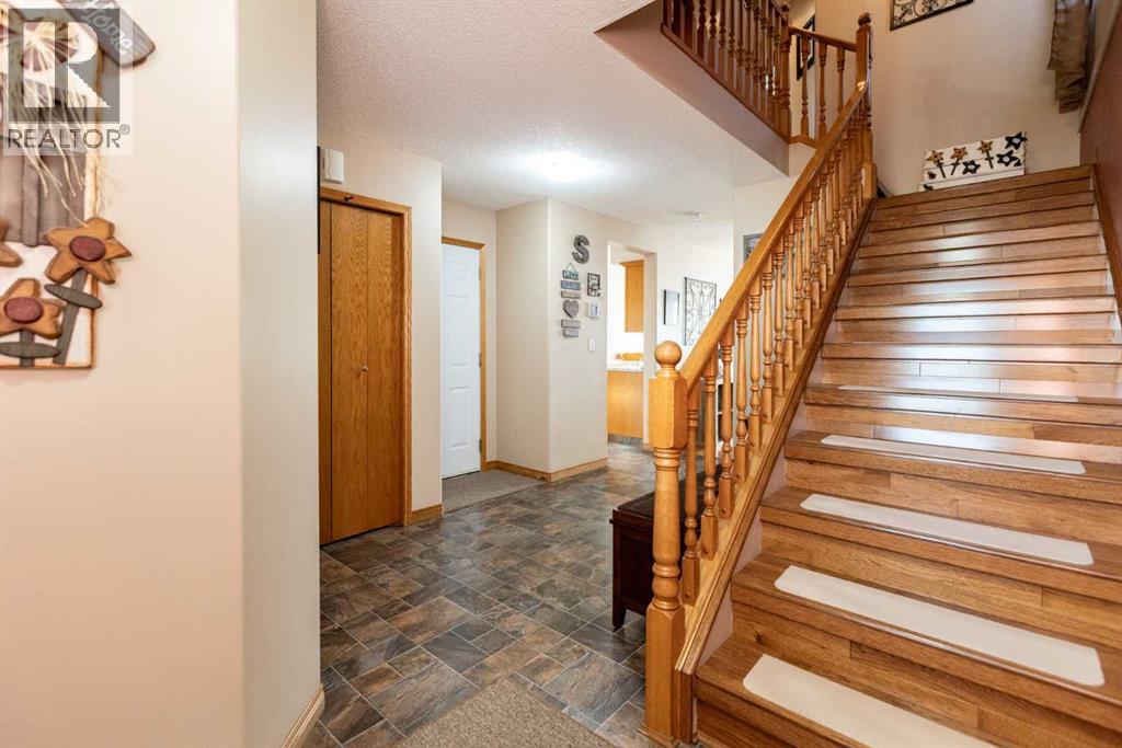 4344 60A Avenue Crescent - 4