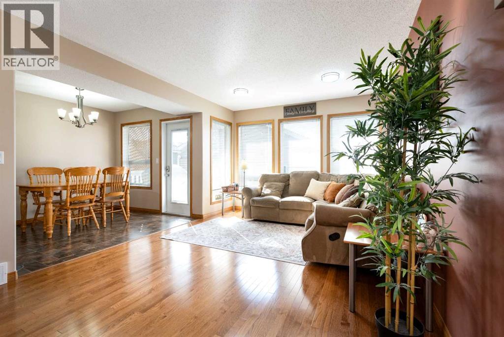 4344 60A Avenue Crescent - 9