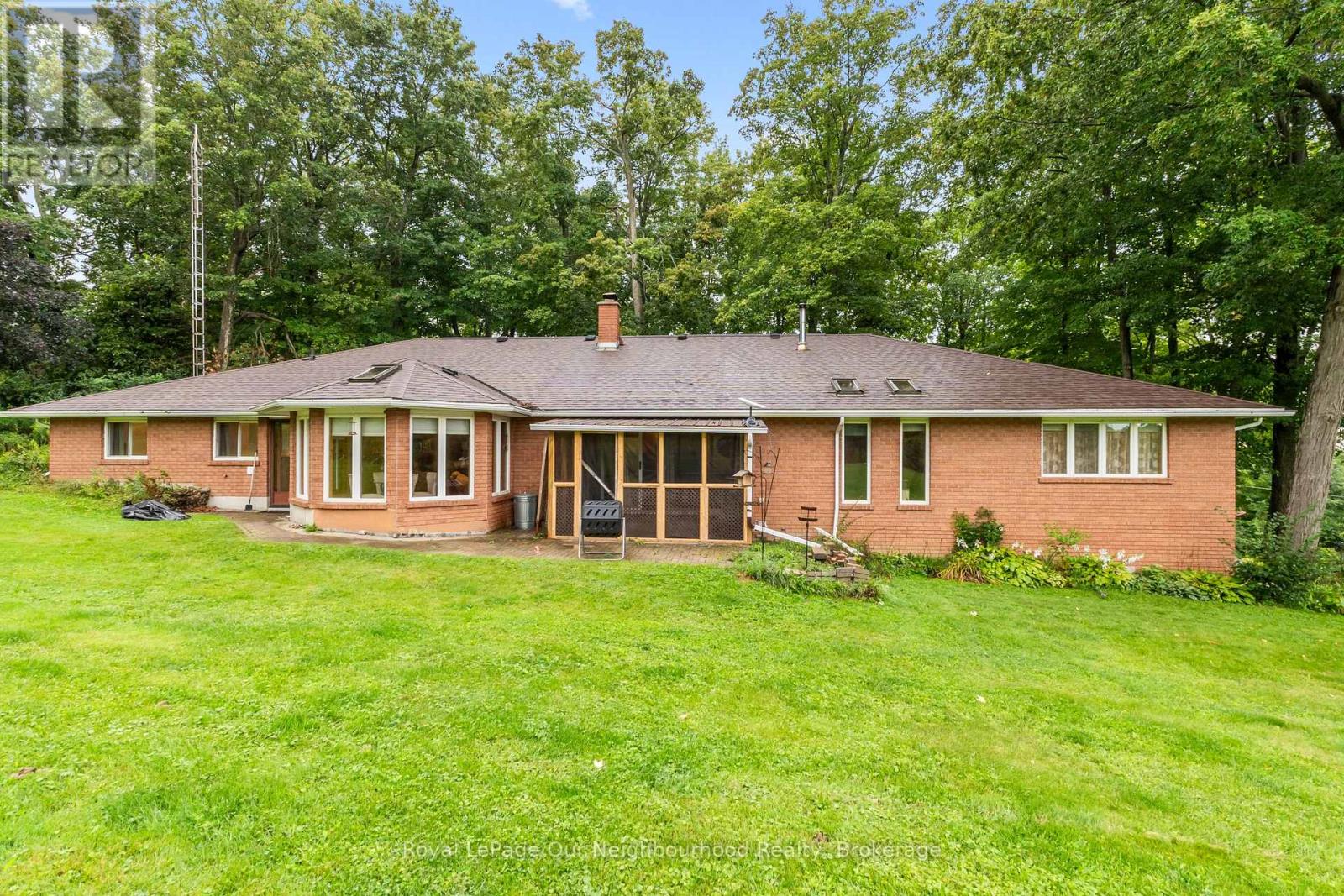 29 EDGEWATER DRIVE - 38