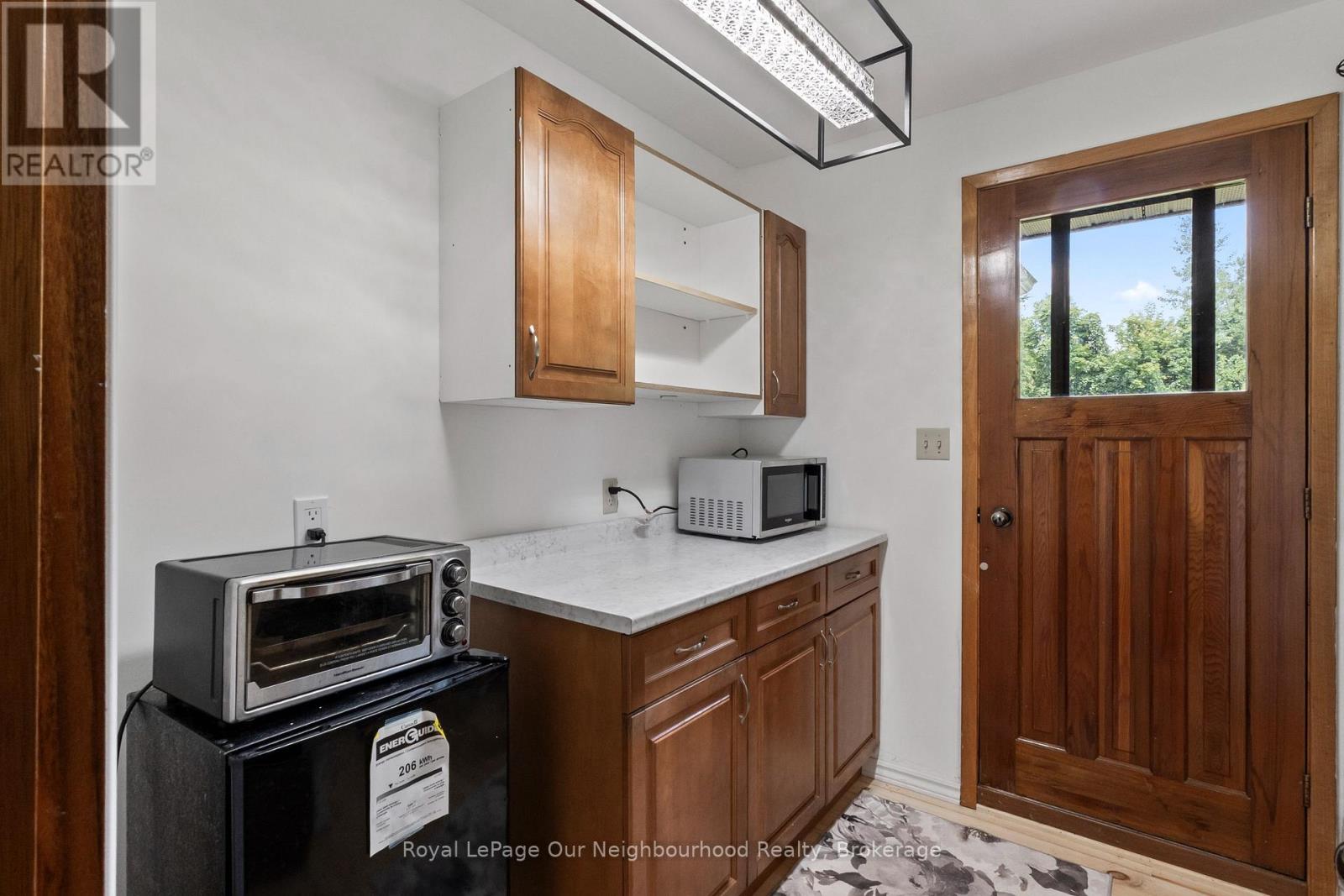 29 EDGEWATER DRIVE - 32