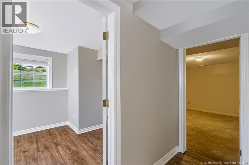 33 Hallihan Drive - 33