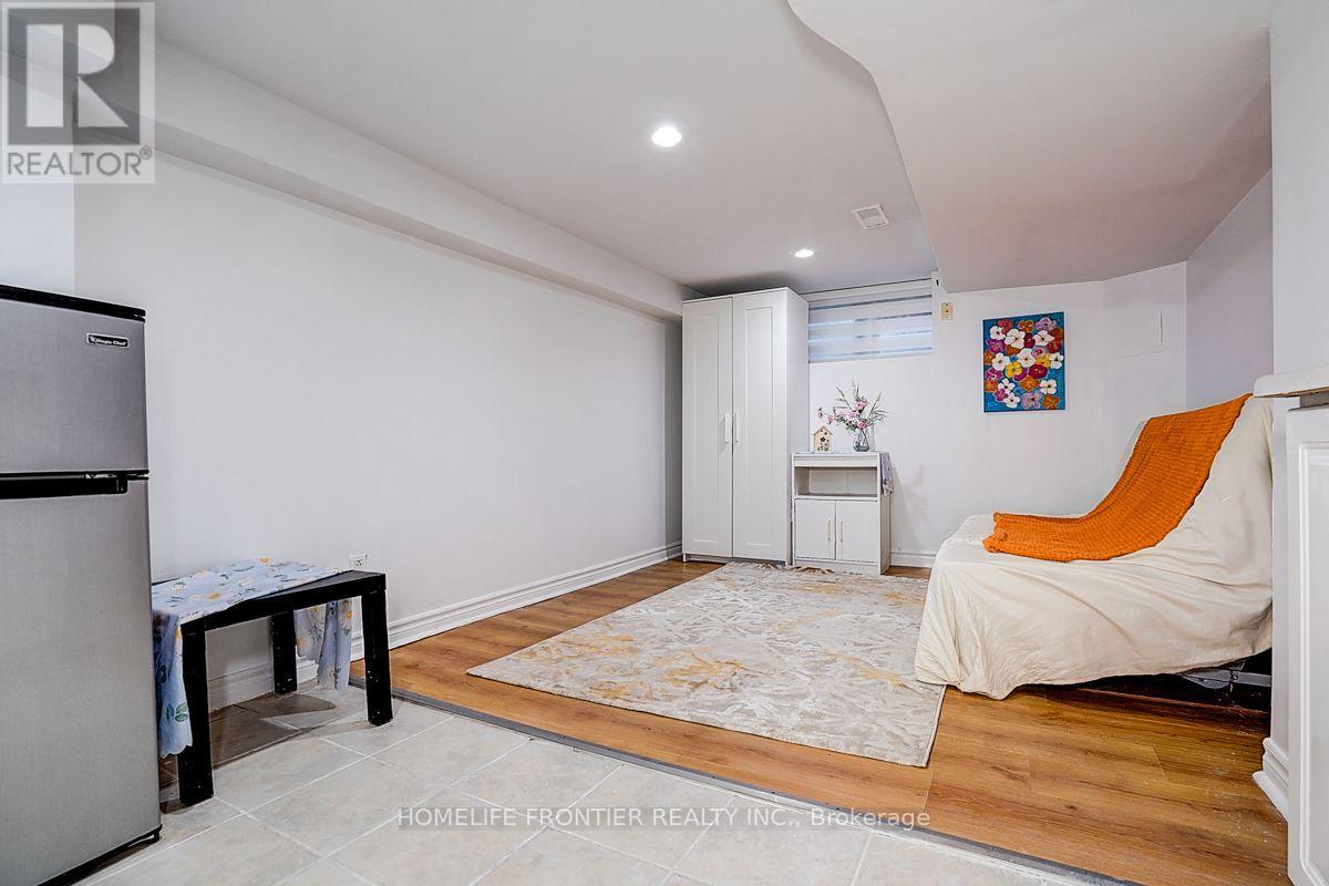 99 HARLANDALE AVENUE - Image 28