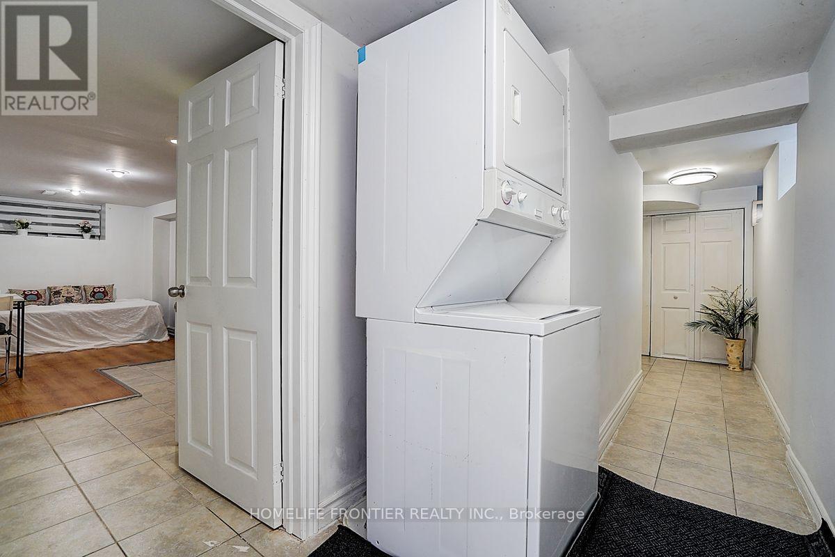 99 HARLANDALE AVENUE - Image 31