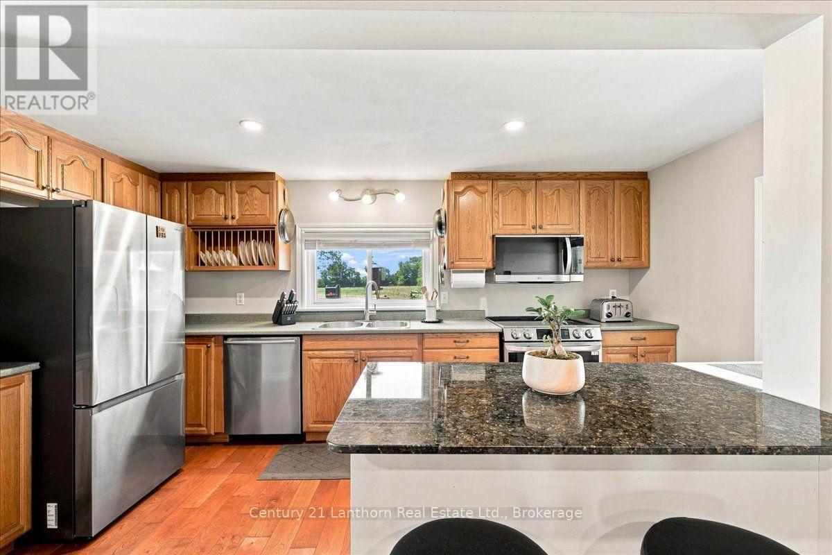 1039 CHRISTIAN ROAD - 12