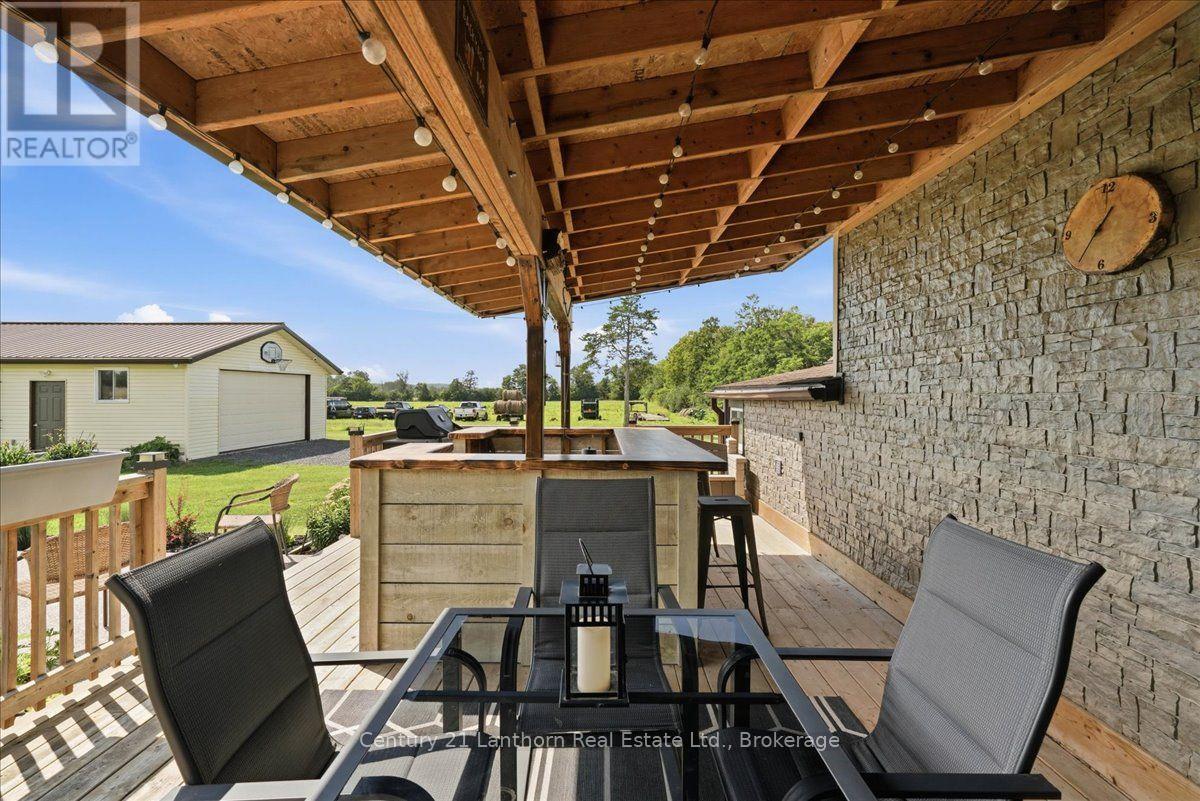 1039 CHRISTIAN ROAD - 32