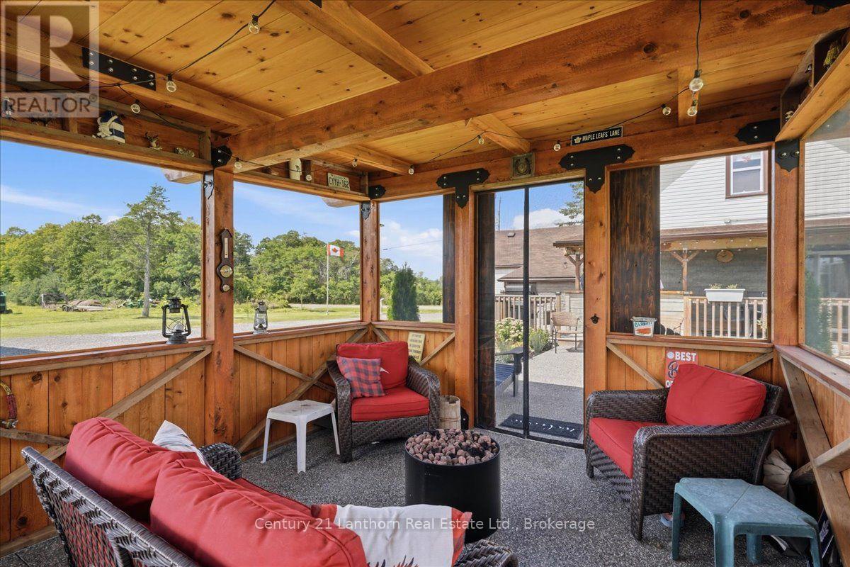 1039 CHRISTIAN ROAD - 37