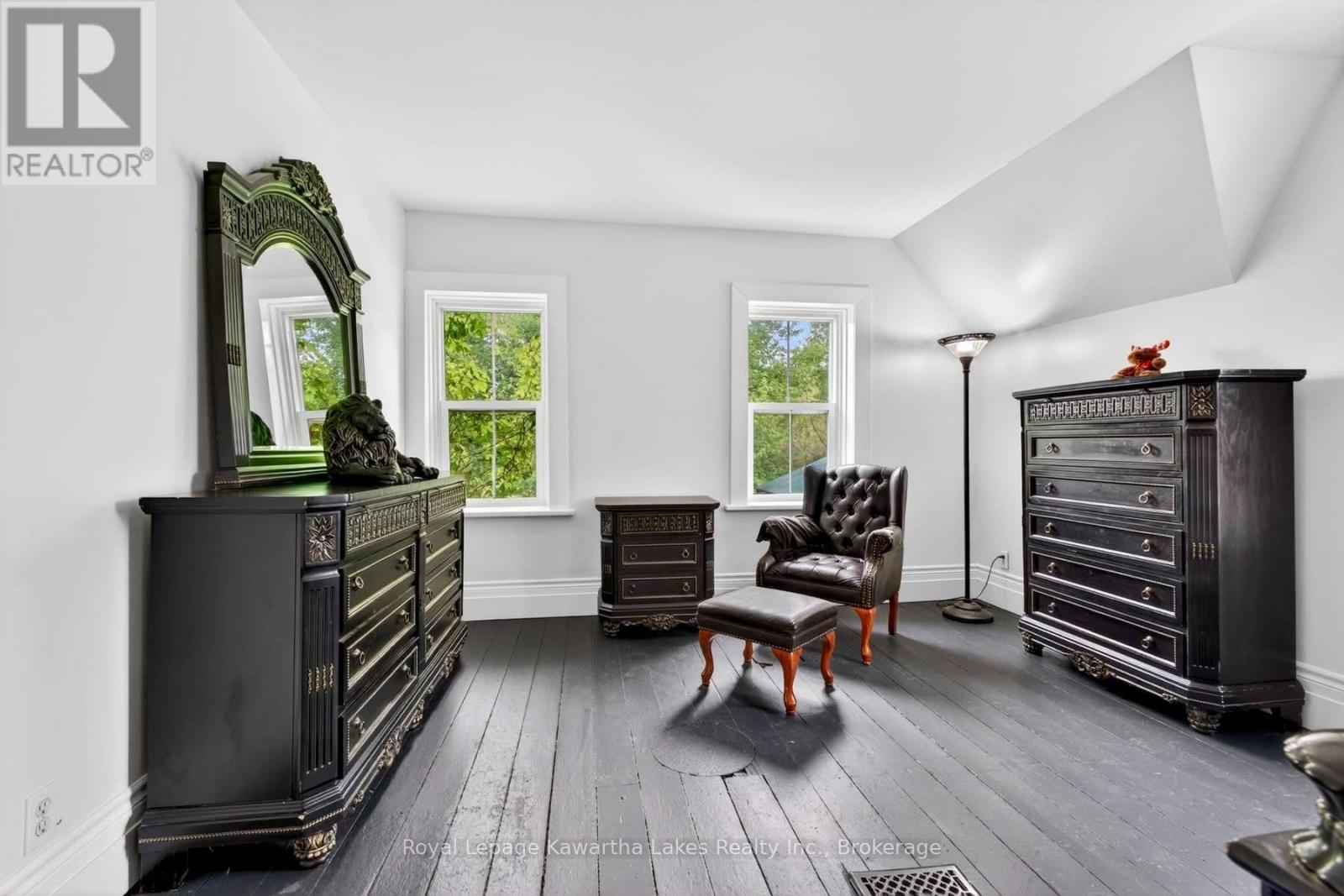 1817 GLEN SMAIL ROAD - 5