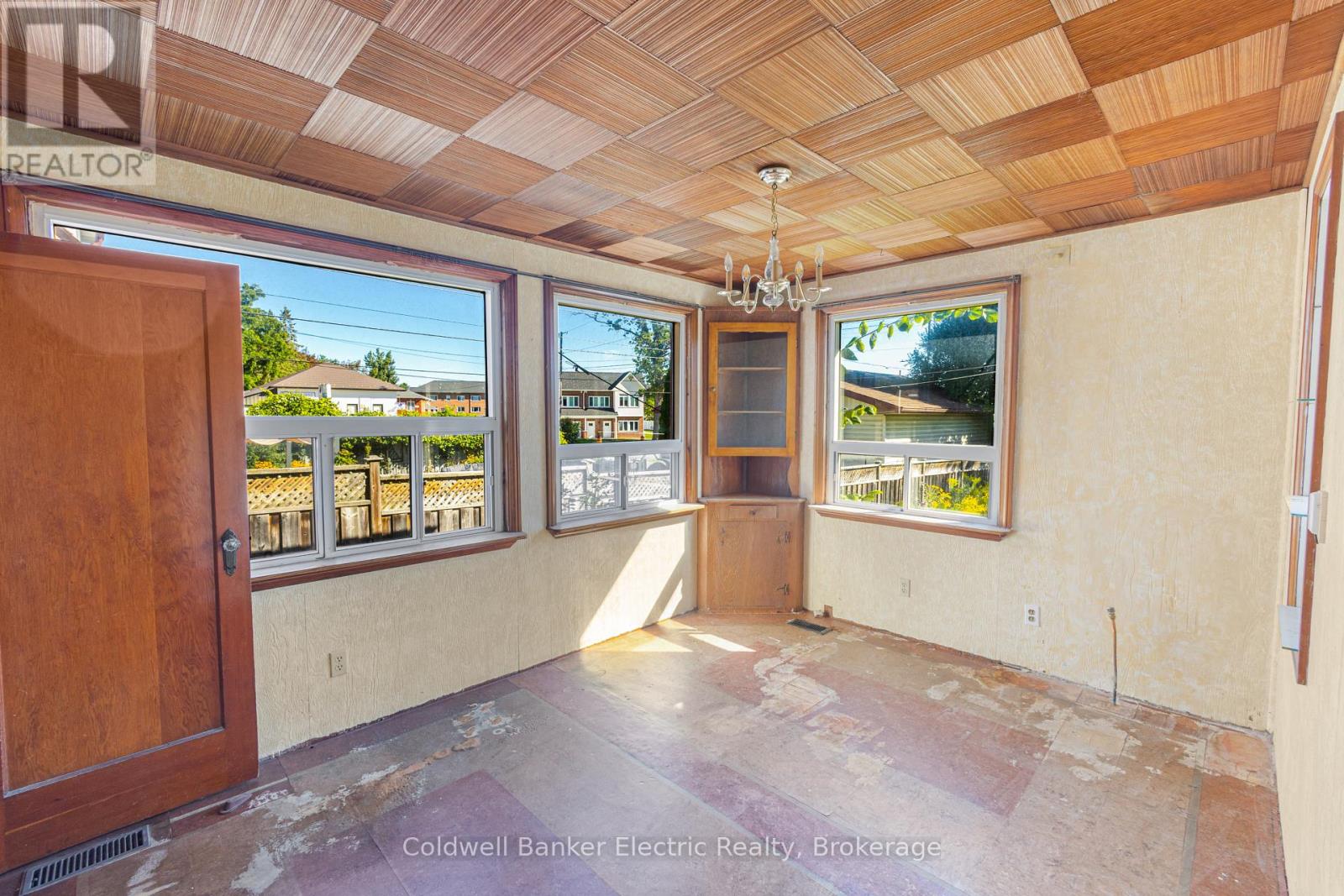 792 CURTIS ROAD - Image 12