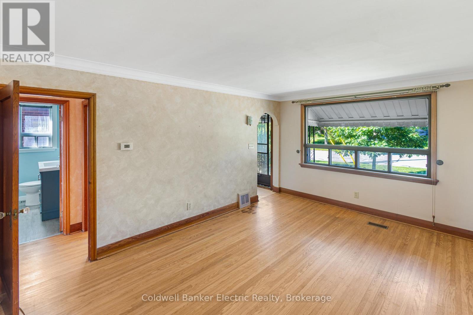 792 CURTIS ROAD - Image 3