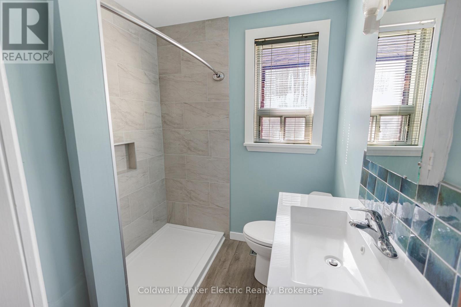 792 CURTIS ROAD - Image 7