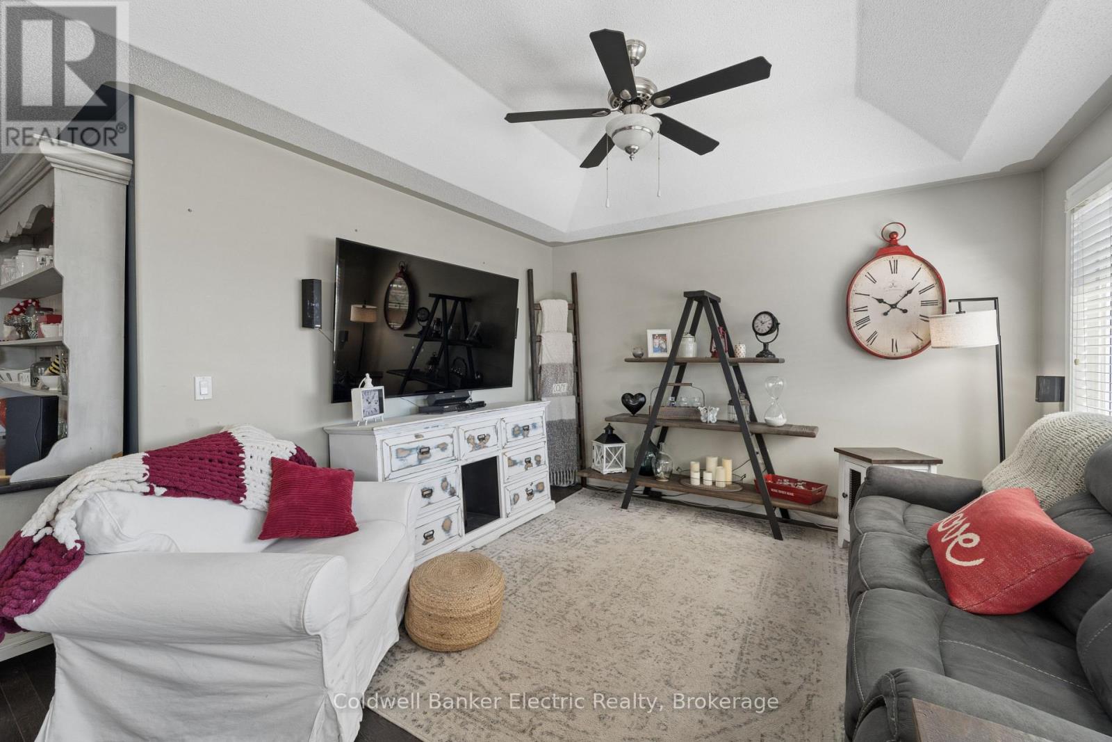 661 CLANCY CRESCENT - Image 10