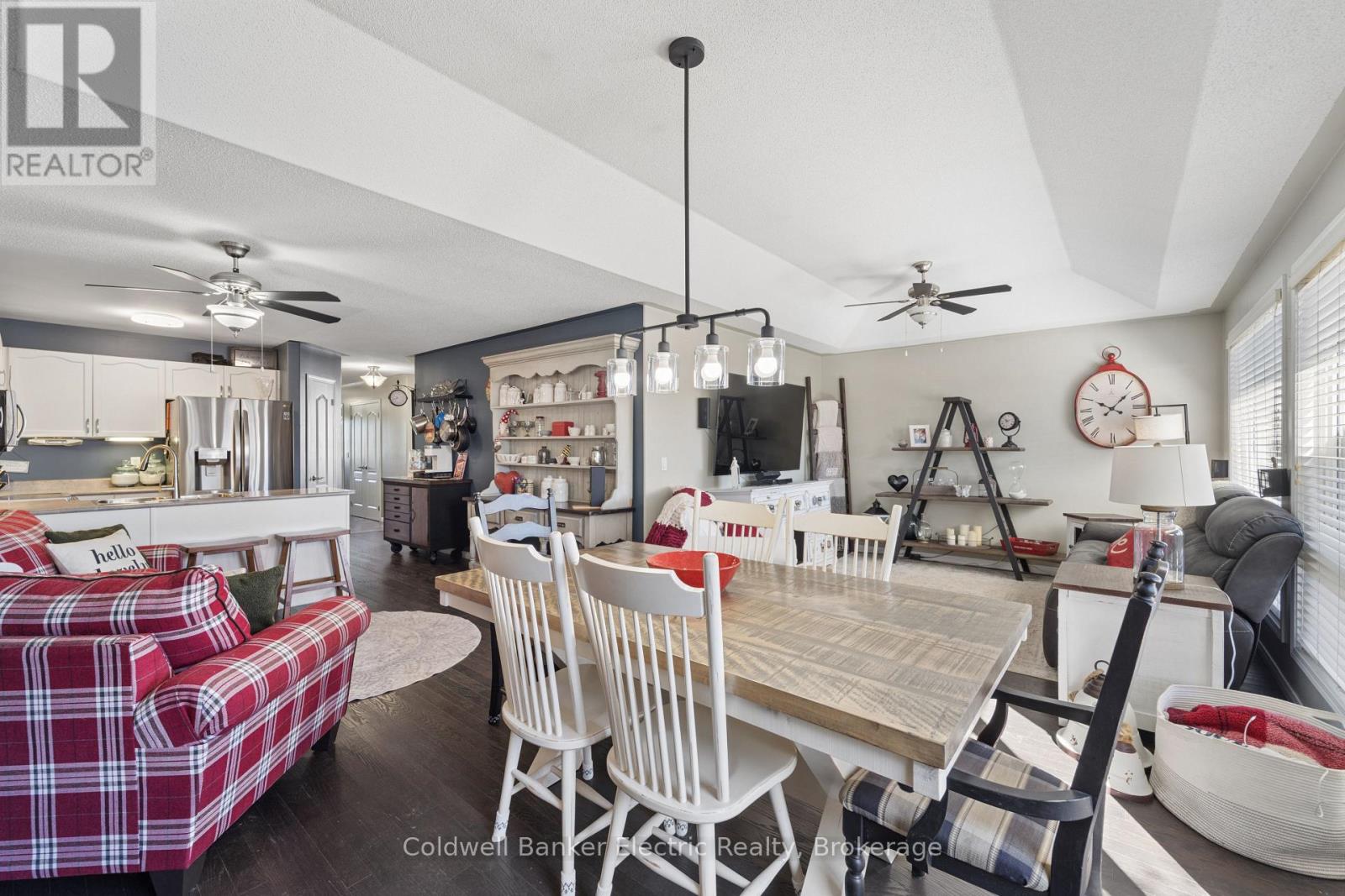 661 CLANCY CRESCENT - Image 15