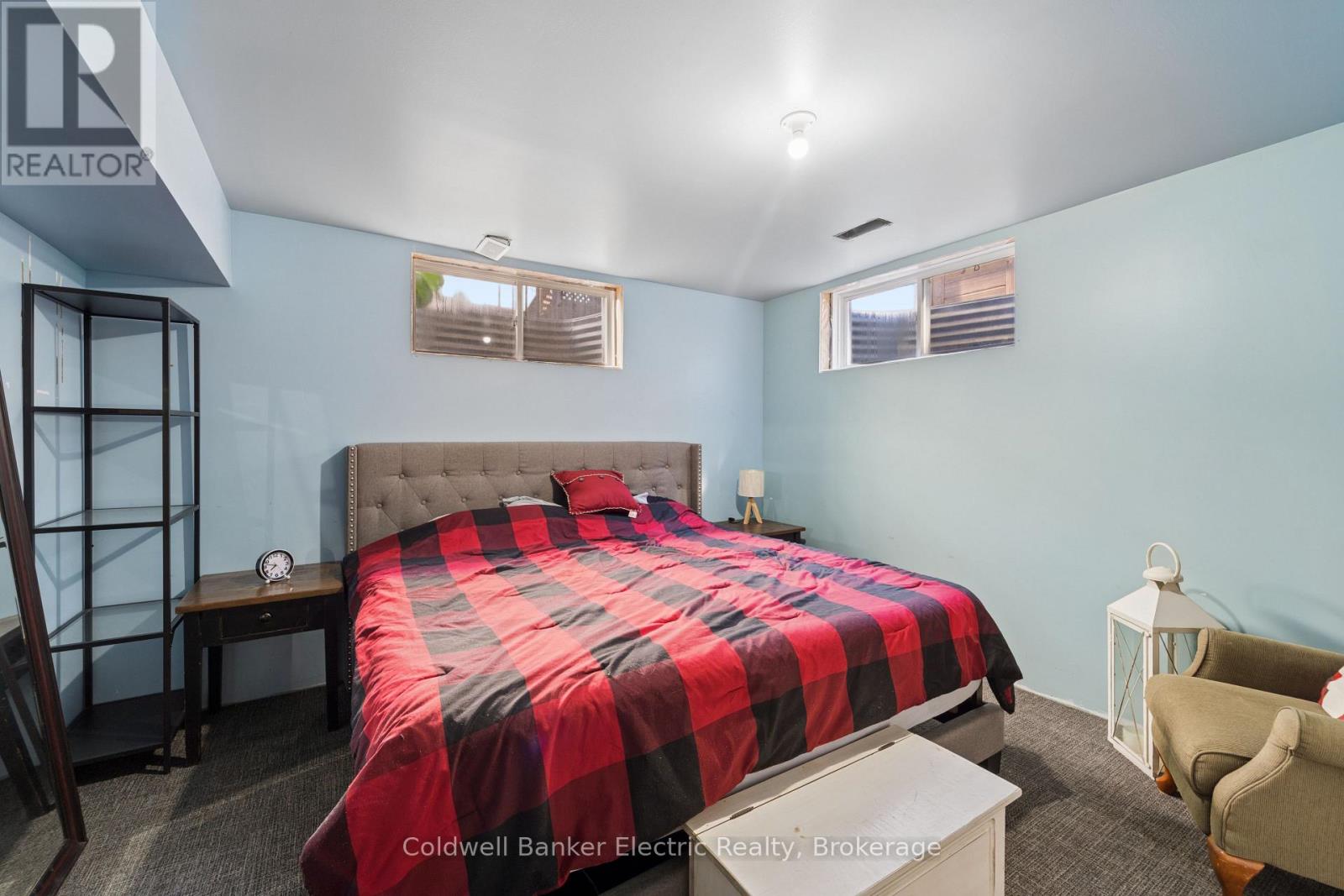 661 CLANCY CRESCENT - Image 31