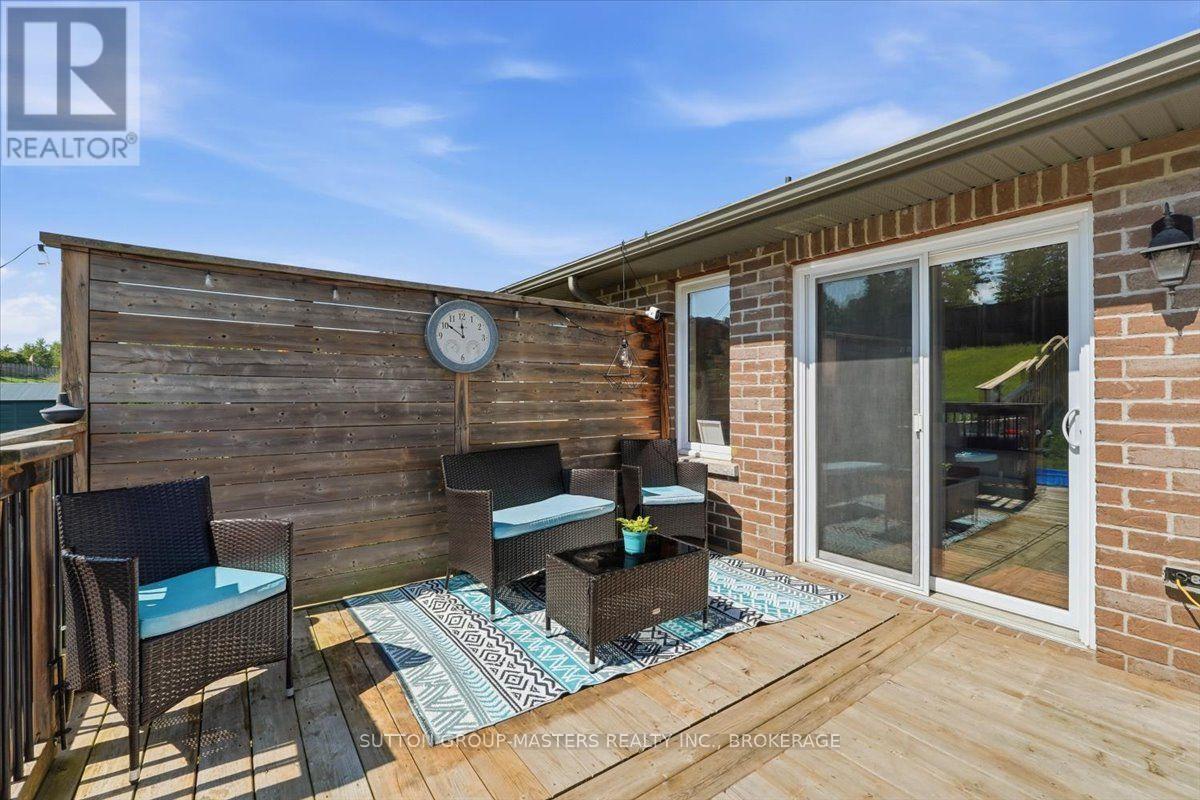 49 ASPEN DRIVE - 31