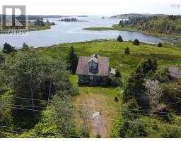 Bedroom - 26346 Highway 7, West Quoddy, NS B0J2R0 Photo 8