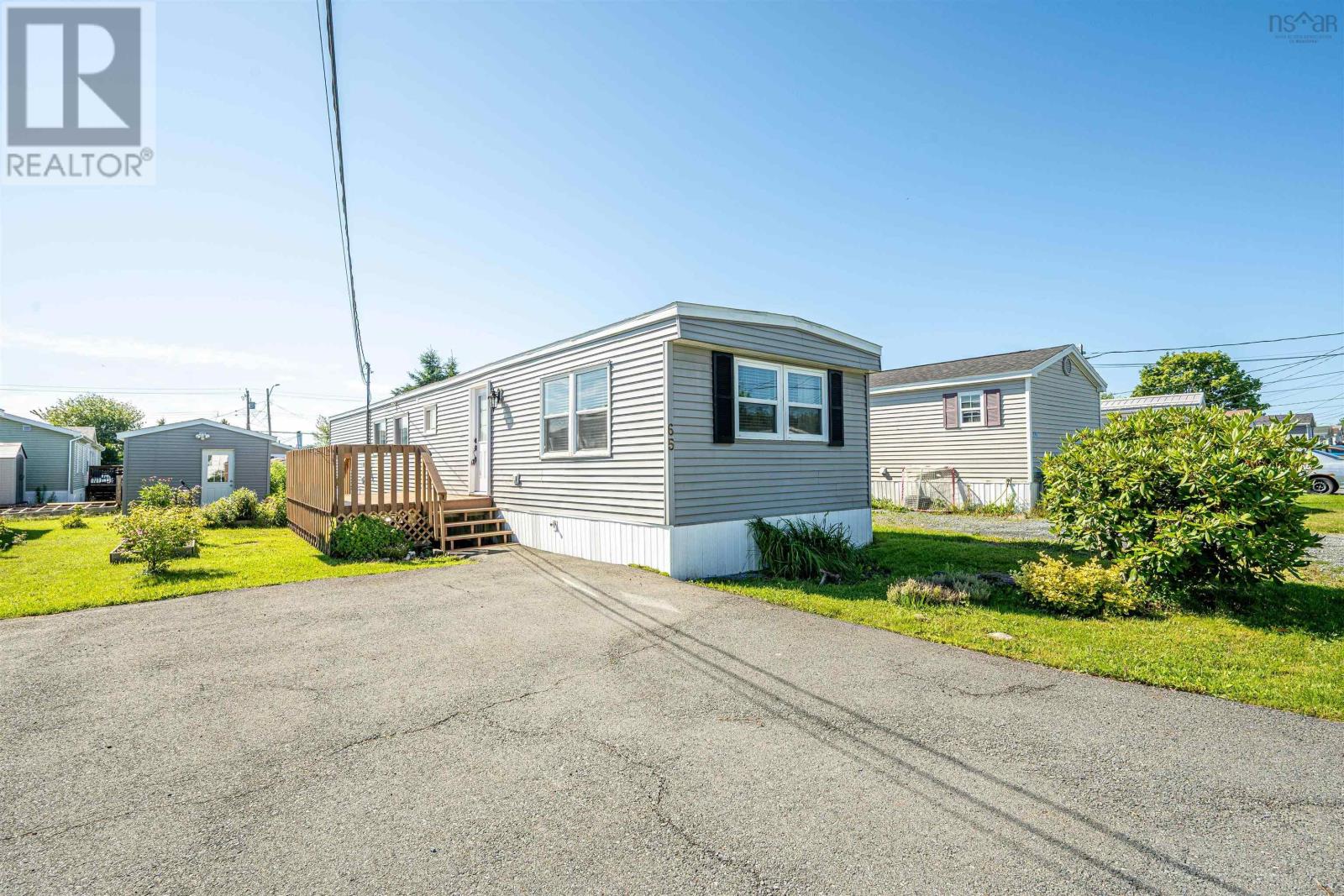 65 Juniper Crescent - 2