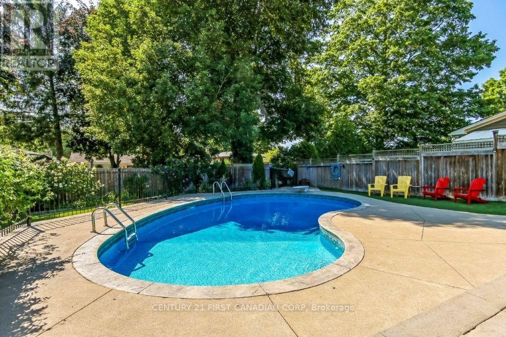 42 PORTAL COURT - Image 25