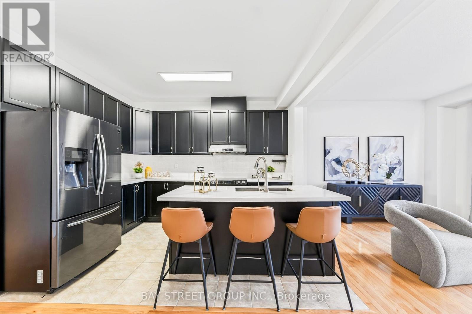 8 ZENG CHENG DRIVE - 8