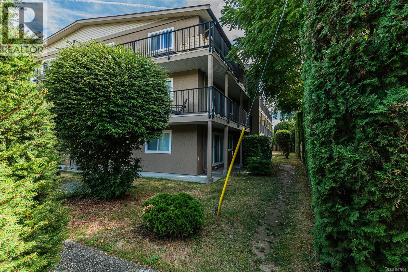 #208 2515 Alexander St - 20