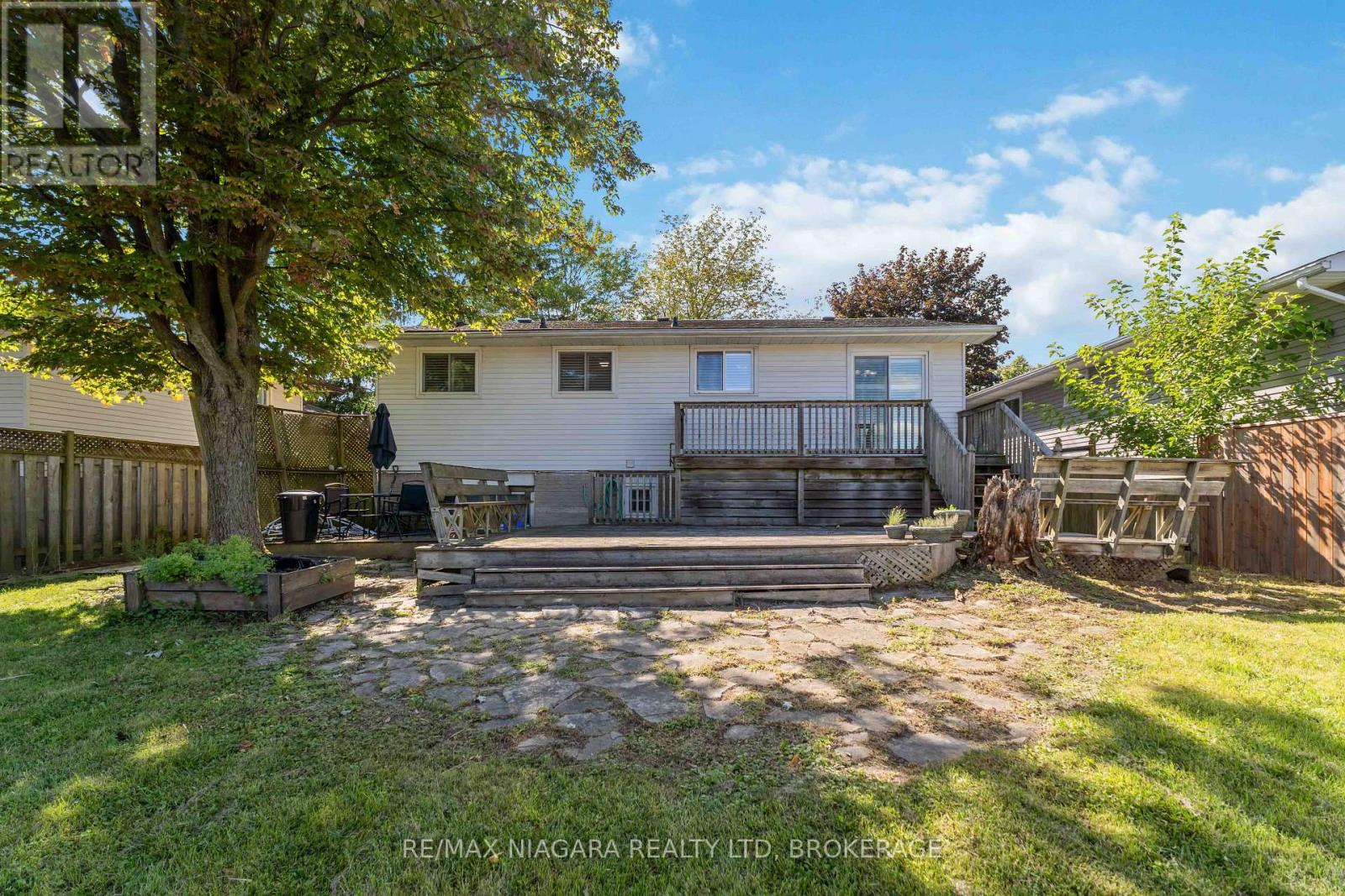 60 BRANT AVENUE - Image 25