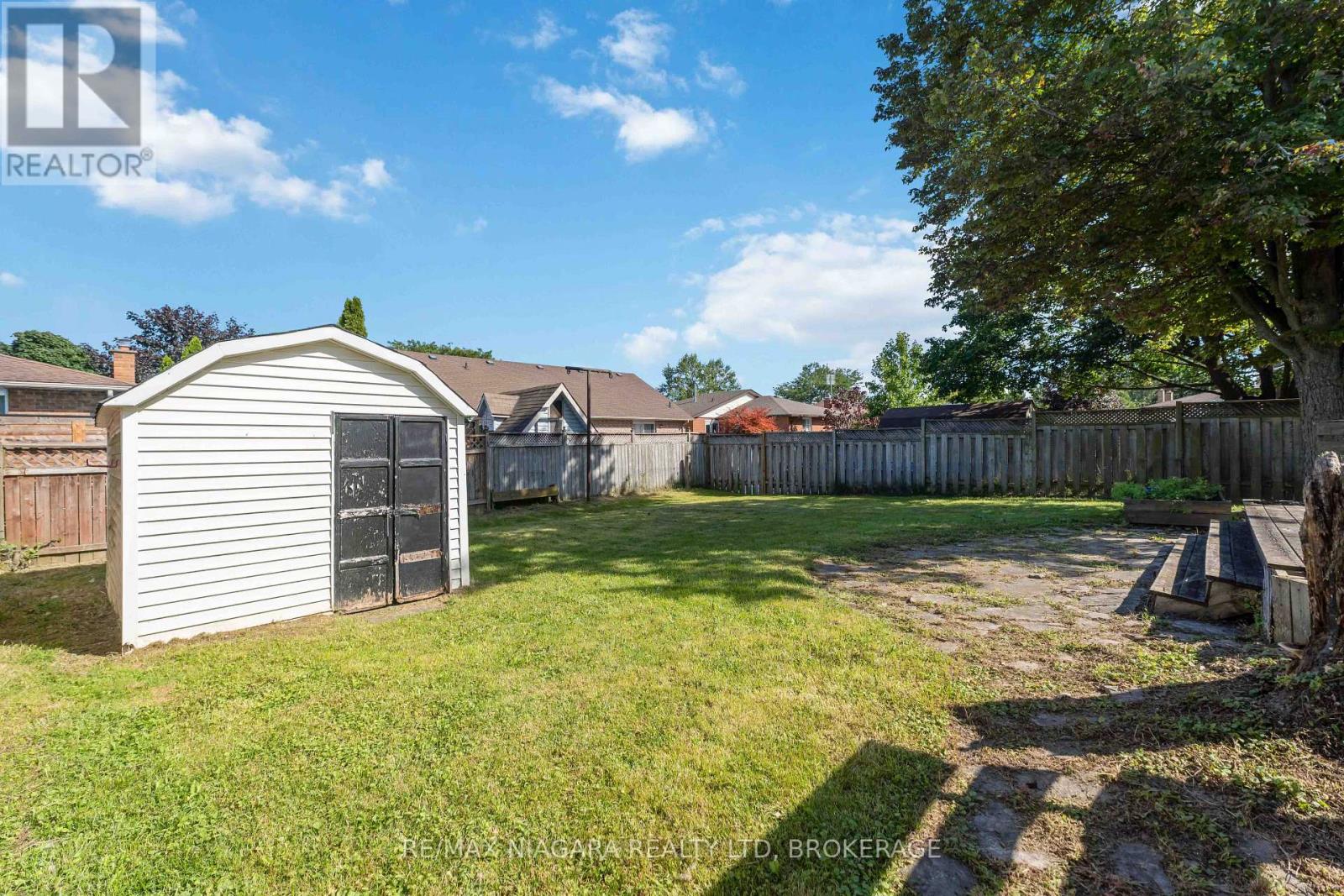 60 BRANT AVENUE - Image 26