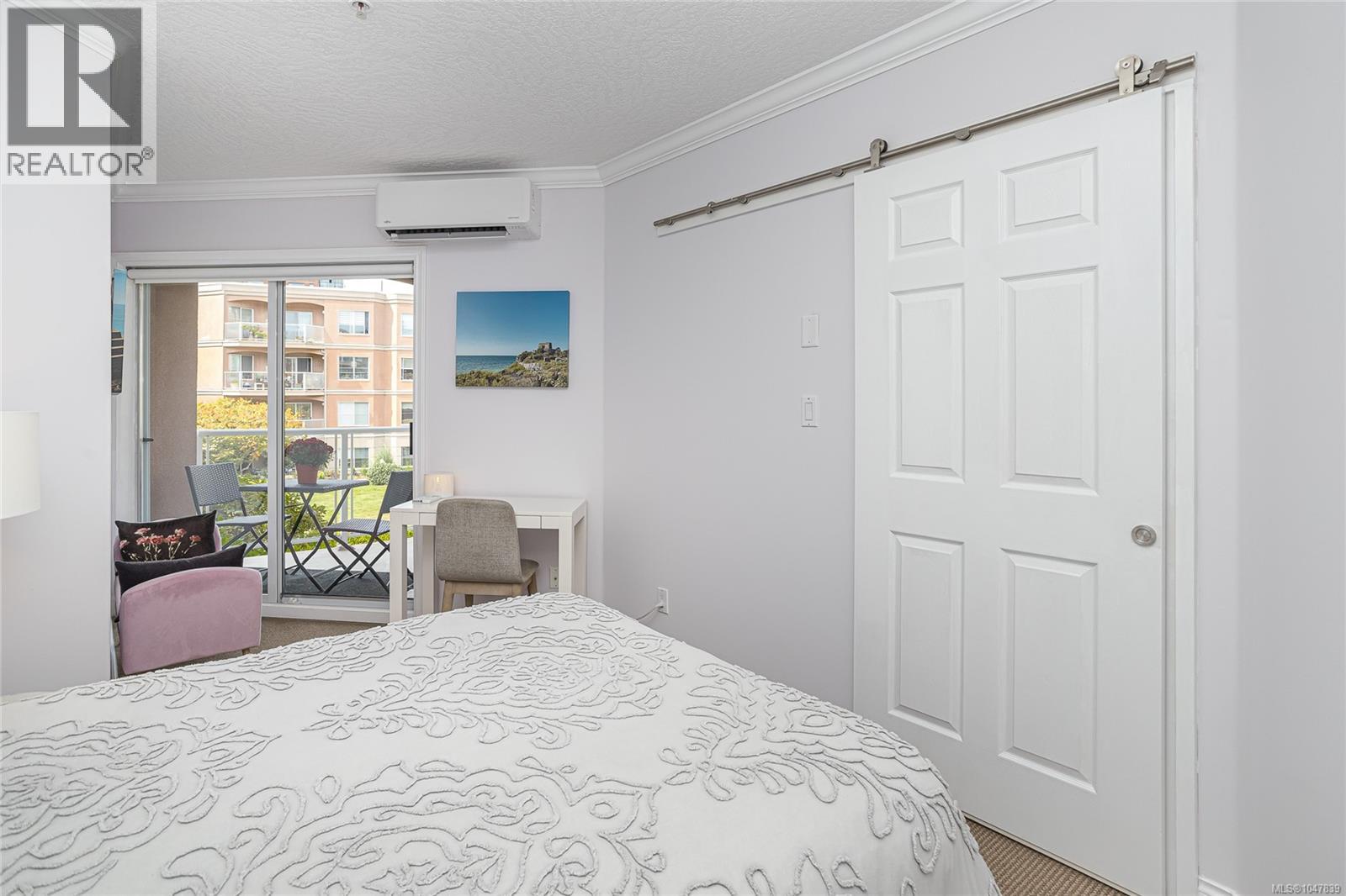 #224 405 Quebec St - Image 12