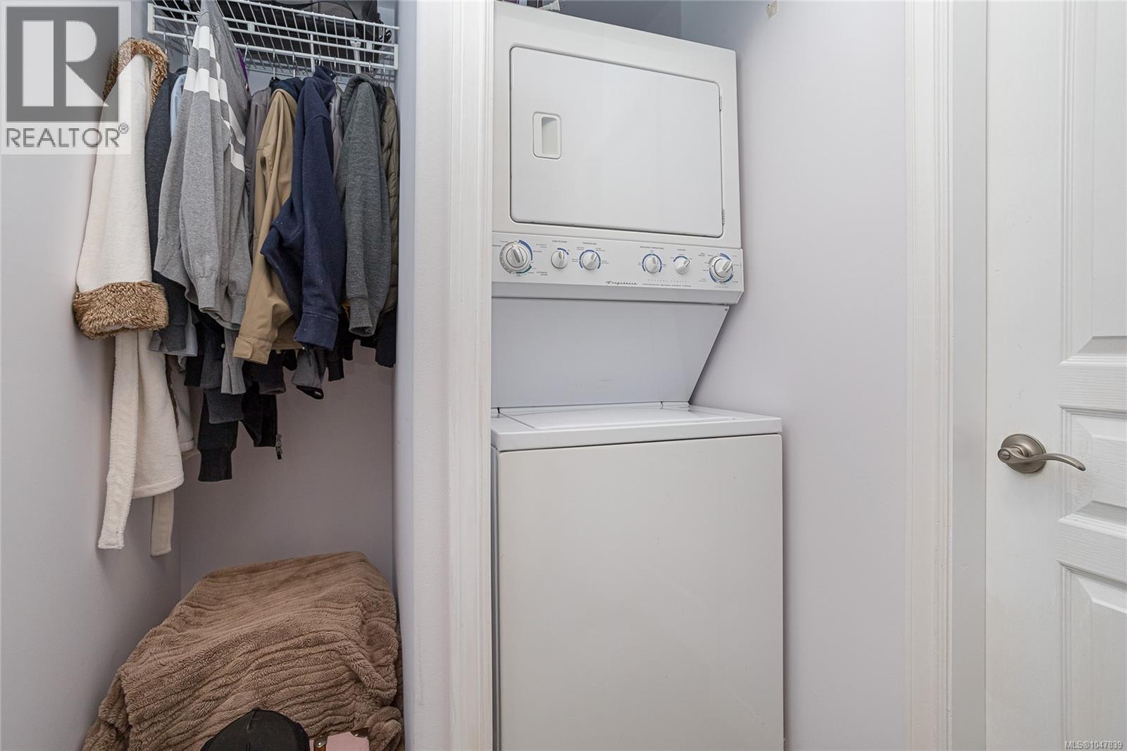 #224 405 Quebec St - 15