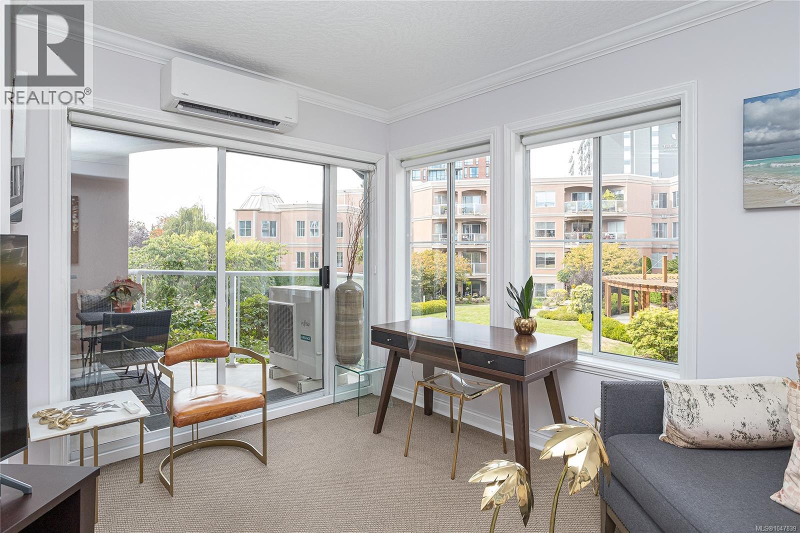 #224 405 Quebec St - 4