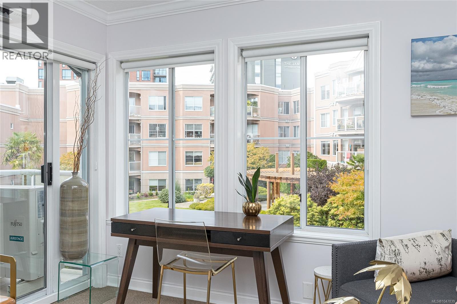 #224 405 Quebec St - 5