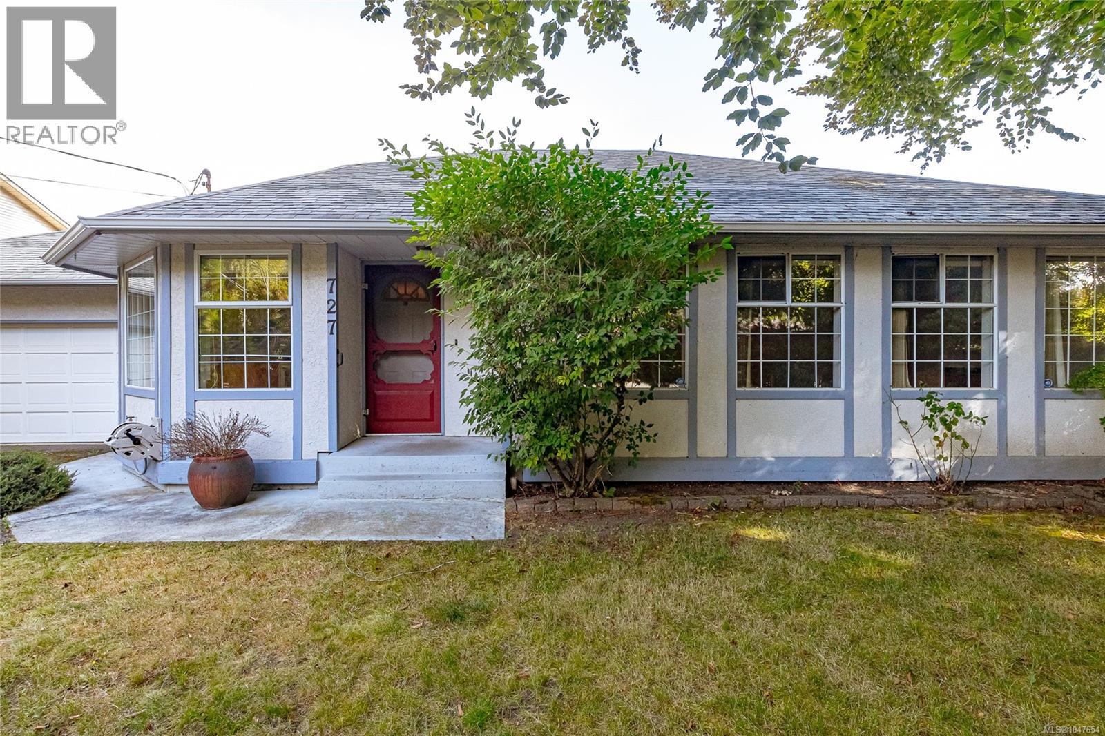 727 Park Pl - Image 3