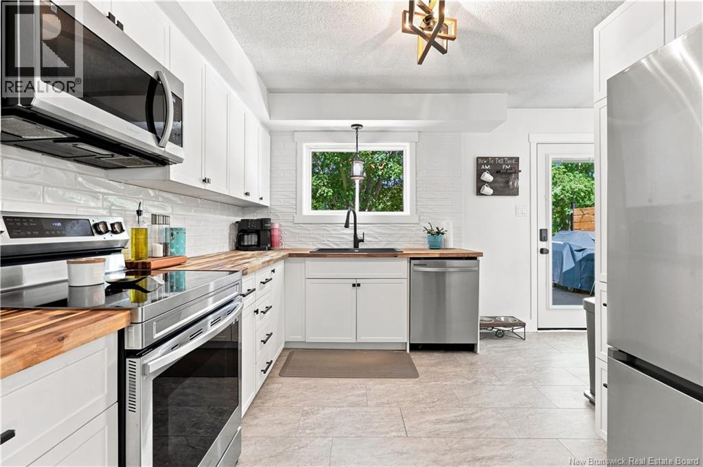 150 Charing Crescent - 12