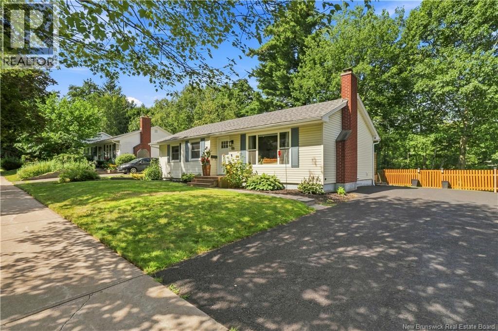 150 Charing Crescent - 2