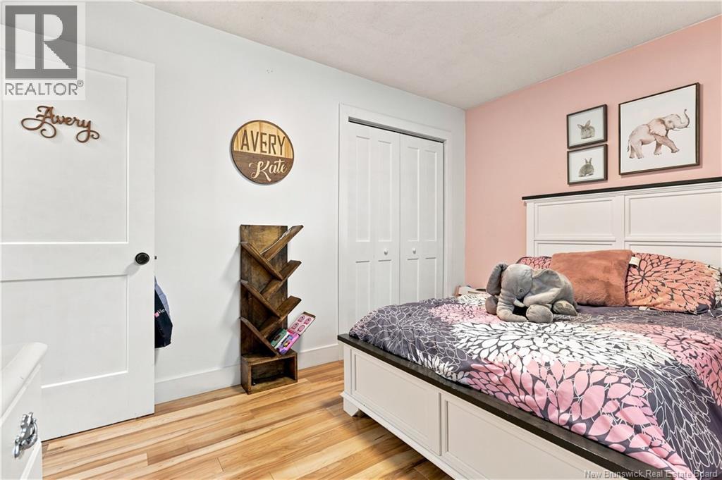 150 Charing Crescent - 24